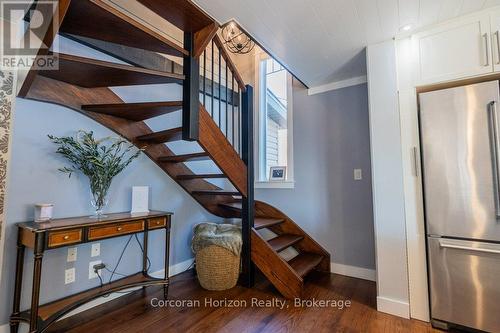 280 Robins Point Road, Tay (Victoria Harbour), ON - Indoor