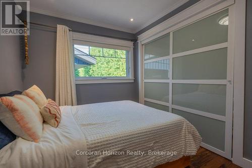 280 Robins Point Road, Tay (Victoria Harbour), ON - Indoor Photo Showing Bedroom