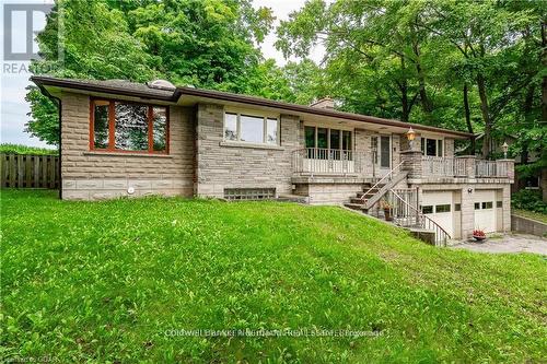 7216 Wellington Rd 124 Road E, Guelph/Eramosa, ON - Outdoor With Deck Patio Veranda