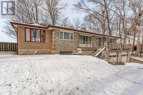 7216 Wellington Rd 124 Road E, Guelph/Eramosa, ON - Indoor Photo Showing Other Room With Fireplace