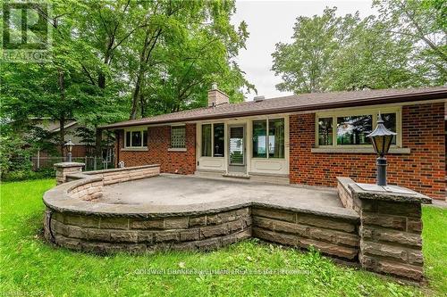 7216 Wellington Rd 124 Road E, Guelph/Eramosa, ON - Outdoor With Deck Patio Veranda