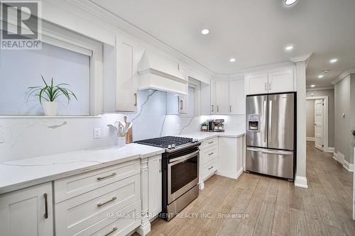 31 Nuffield Drive, Toronto, ON - Indoor Photo Showing Kitchen With Stainless Steel Kitchen With Upgraded Kitchen