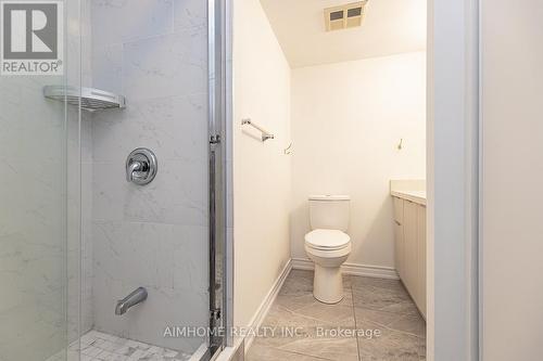 1613 - 330 Alton Towers Circle, Toronto, ON - Indoor Photo Showing Bathroom