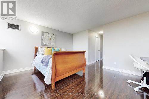 606 - 2460 Eglinton Avenue E, Toronto, ON - Indoor Photo Showing Bedroom