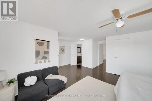 182 Tall Grass Trail, Vaughan, ON - Indoor Photo Showing Other Room