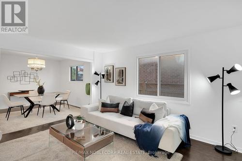 182 Tall Grass Trail, Vaughan, ON - Indoor Photo Showing Living Room