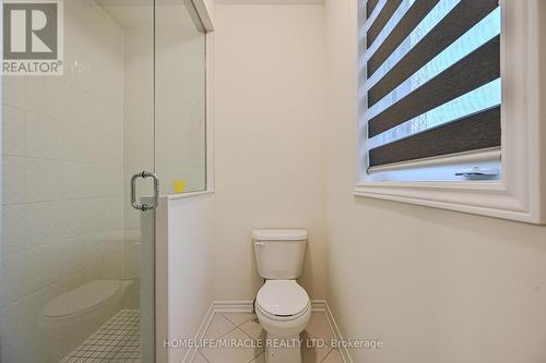 15 Sanford Circle, Springwater, ON - Indoor Photo Showing Bathroom