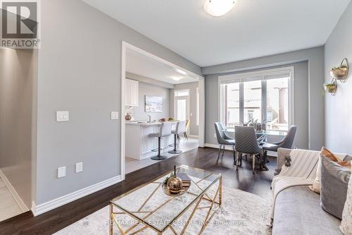 85 Bronson Terrace, Milton, ON - Indoor Photo Showing Living Room