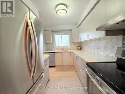 119 - 2779 Gananoque Drive, Mississauga, ON - Indoor Photo Showing Kitchen With Double Sink