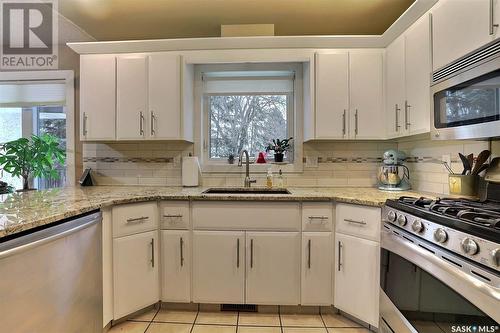 3375 Westminster Road, Regina, SK - Indoor Photo Showing Kitchen With Upgraded Kitchen