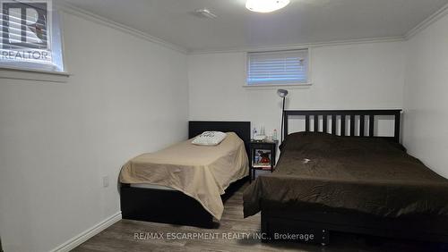 208 West 19Th Street, Hamilton, ON - Indoor Photo Showing Bedroom