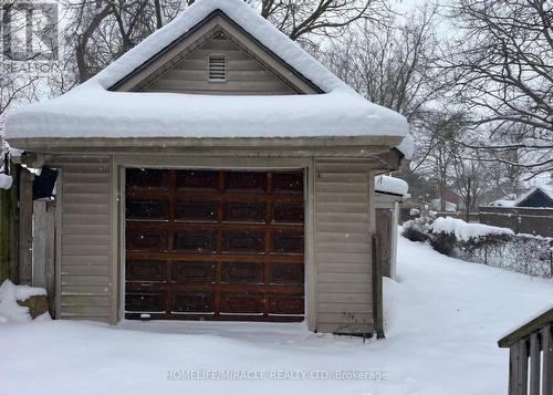 981 Hackett Street, London, ON - Outdoor