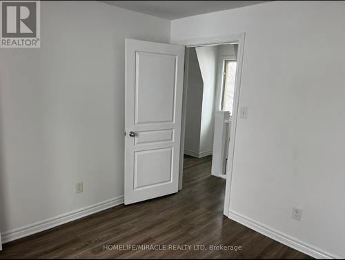 981 Hackett Street, London, ON - Indoor Photo Showing Other Room