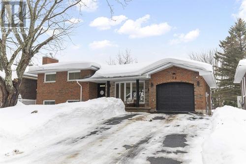 38 Country Club Pl, Sault Ste. Marie, ON - Outdoor With Facade