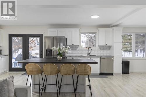 38 Country Club Pl, Sault Ste. Marie, ON - Indoor Photo Showing Kitchen