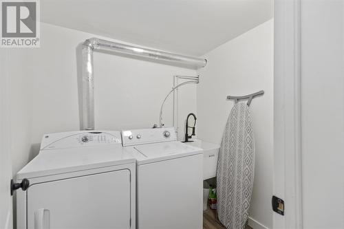 38 Country Club Pl, Sault Ste. Marie, ON - Indoor Photo Showing Laundry Room