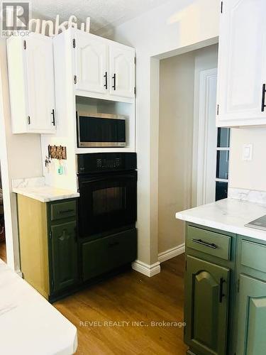 521 Princess Street, Timmins (Porcupine - West), ON - Indoor Photo Showing Kitchen