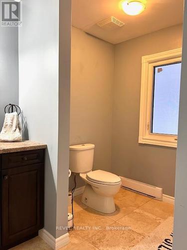 521 Princess Street, Timmins (Porcupine - West), ON - Indoor Photo Showing Bathroom