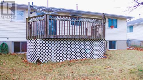 711 Muirfield Crescent, Kingston (East Gardiners Rd), ON - Outdoor With Deck Patio Veranda