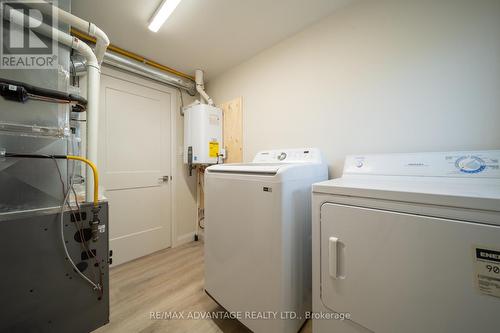 Unit 1 - 109 Biscay Road, London, ON - Indoor Photo Showing Laundry Room