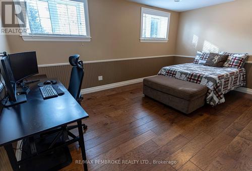 10 Robertson Drive, Whitewater Region, ON - Indoor Photo Showing Bedroom