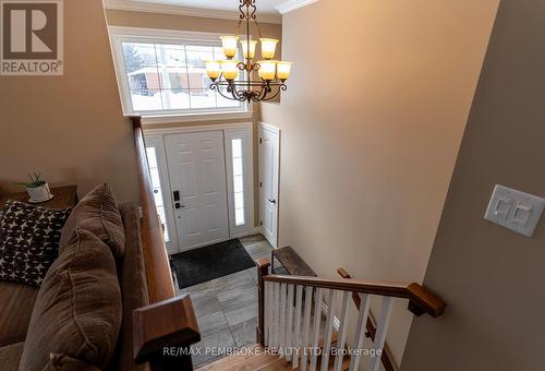 10 Robertson Drive, Whitewater Region, ON - Indoor Photo Showing Other Room