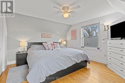 62 Maitland Street, Thorold (557 - Thorold Downtown), ON - Indoor Photo Showing Bedroom