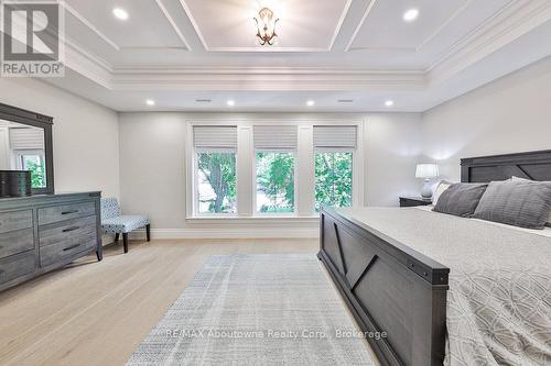 2409 Lakeshore Road, Burlington (Brant), ON - Indoor Photo Showing Bedroom