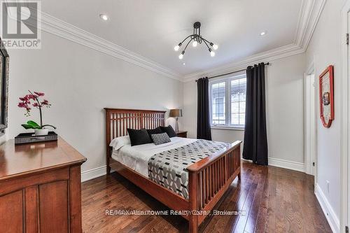 526 Hidden Trail, Oakville, ON - Indoor Photo Showing Bedroom