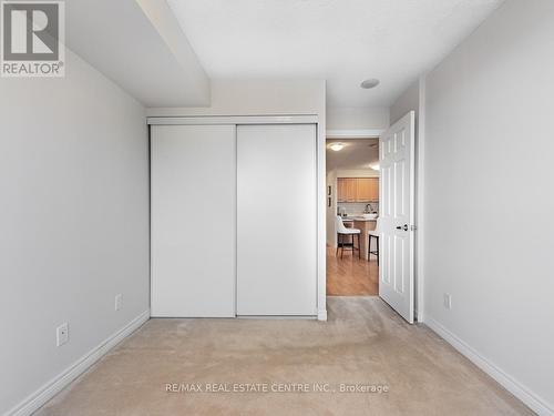 3010 - 310 Burnhamthorpe Road W, Mississauga, ON - Indoor Photo Showing Other Room