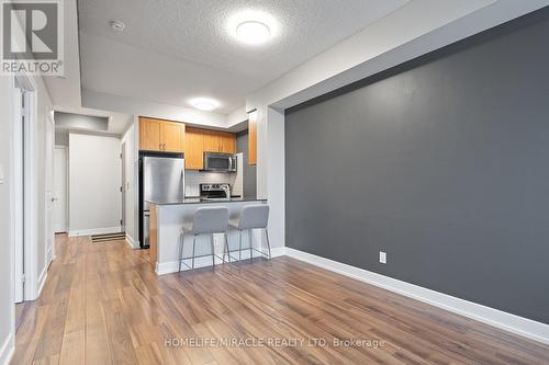 2311 - 6 Eva Road, Toronto, ON - Indoor Photo Showing Kitchen