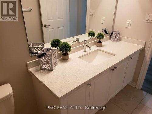 69 - 200 Veterans Drive, Brampton, ON - Indoor Photo Showing Bathroom