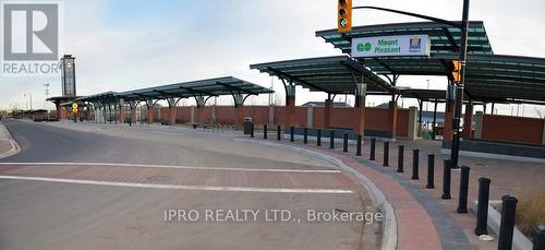 69 - 200 Veterans Drive, Brampton, ON - Outdoor