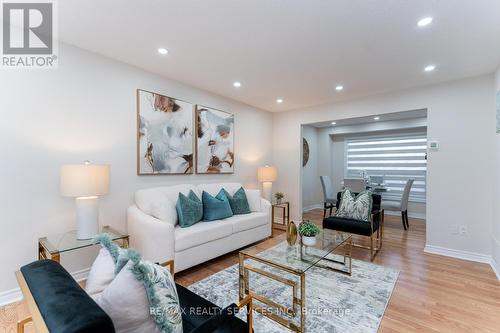 36 Norma Crescent, Brampton, ON - Indoor Photo Showing Living Room