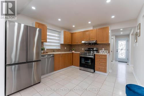 36 Norma Crescent, Brampton, ON - Indoor Photo Showing Kitchen With Stainless Steel Kitchen