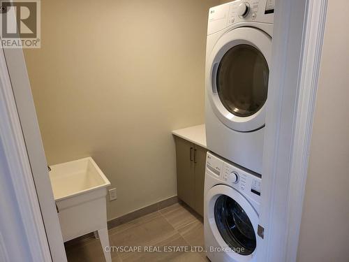 41 - 26 Lunar Crescent, Mississauga, ON - Indoor Photo Showing Laundry Room