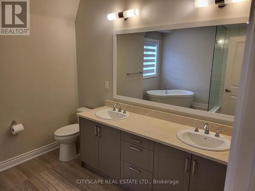 41 - 26 Lunar Crescent, Mississauga, ON - Indoor Photo Showing Bathroom