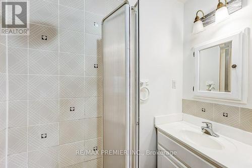 16 Woodvalley Drive, Toronto, ON - Indoor Photo Showing Bathroom