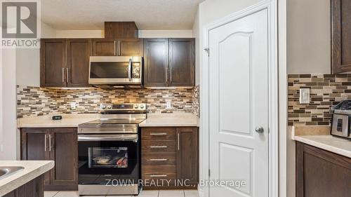 65 Curzon Crescent, Guelph, ON - Indoor Photo Showing Kitchen With Upgraded Kitchen