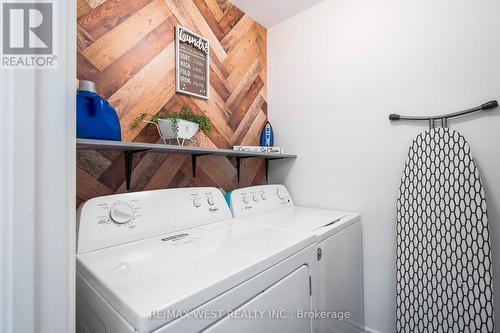 37 - 171 Snowbridge Way, Blue Mountains, ON - Indoor Photo Showing Laundry Room