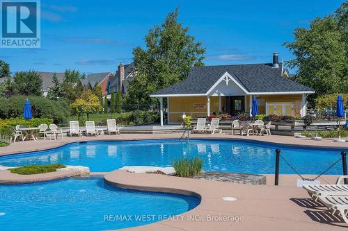 37 - 171 Snowbridge Way, Blue Mountains, ON - Outdoor With In Ground Pool With Backyard