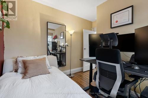 Upper - 88 Welland Avenue, Toronto, ON - Indoor Photo Showing Other Room