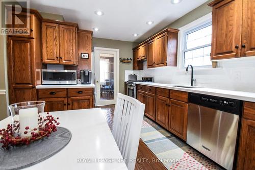 117 Page Drive, Welland (767 - N. Welland), ON - Indoor Photo Showing Kitchen