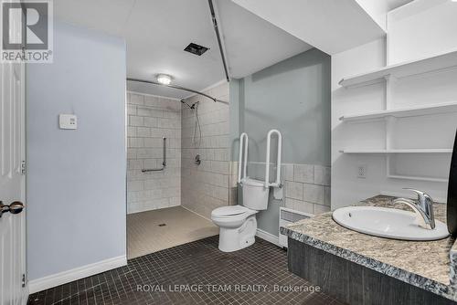 1910 River Road, North Grenville, ON - Indoor Photo Showing Bathroom