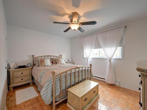 Master bedroom - 13878 Rue Daniel, Mirabel, QC - Indoor Photo Showing Bedroom