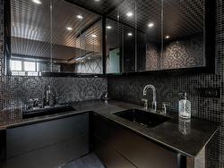 Ensuite bathroom - 