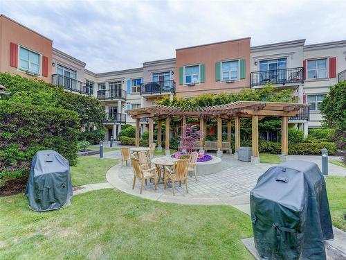 409-1620 Mckenzie Ave, Saanich, BC - Outdoor With Balcony