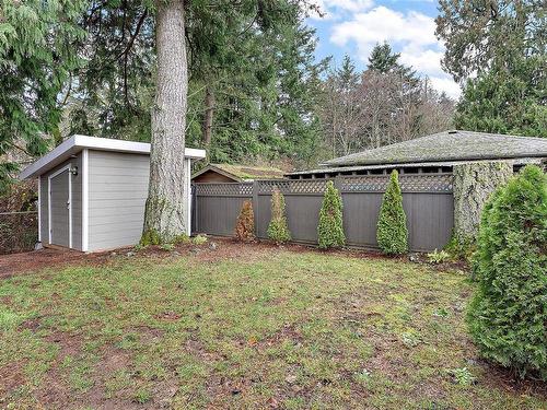 641 Strandlund Ave, Langford, BC - Outdoor