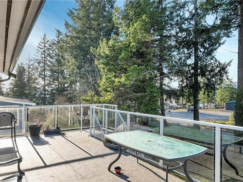 648 Christopher Rd, Campbell River, BC 