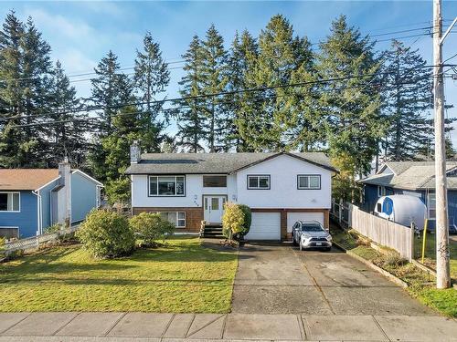 648 Christopher Rd, Campbell River, BC 